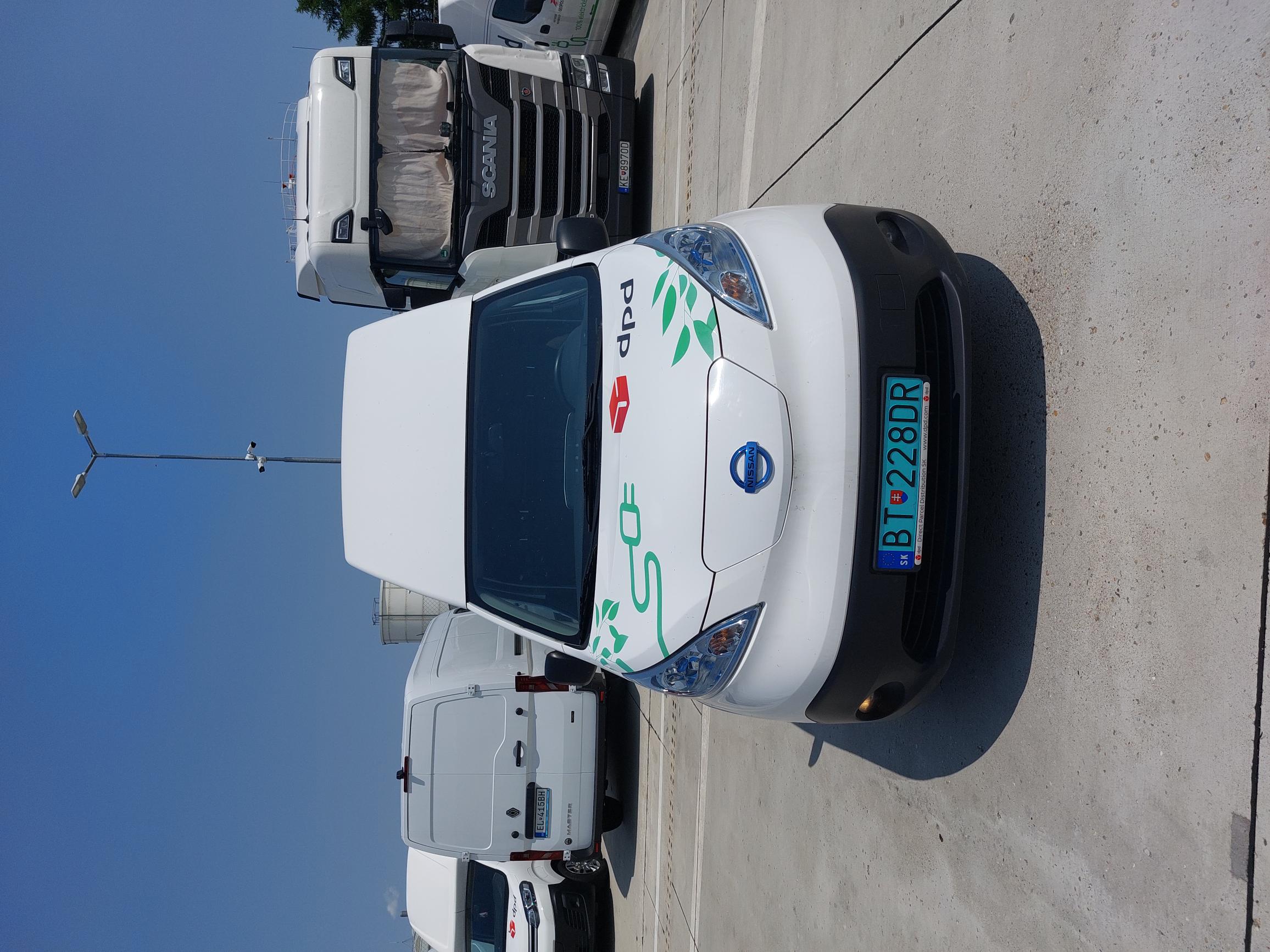 Voltia Nissan eNV200 XL - BT228DR - Image 1