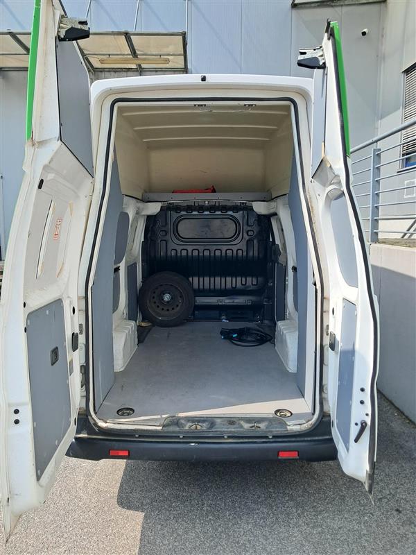 Voltia Nissan eNV200 XL - BT490DT - Image 5