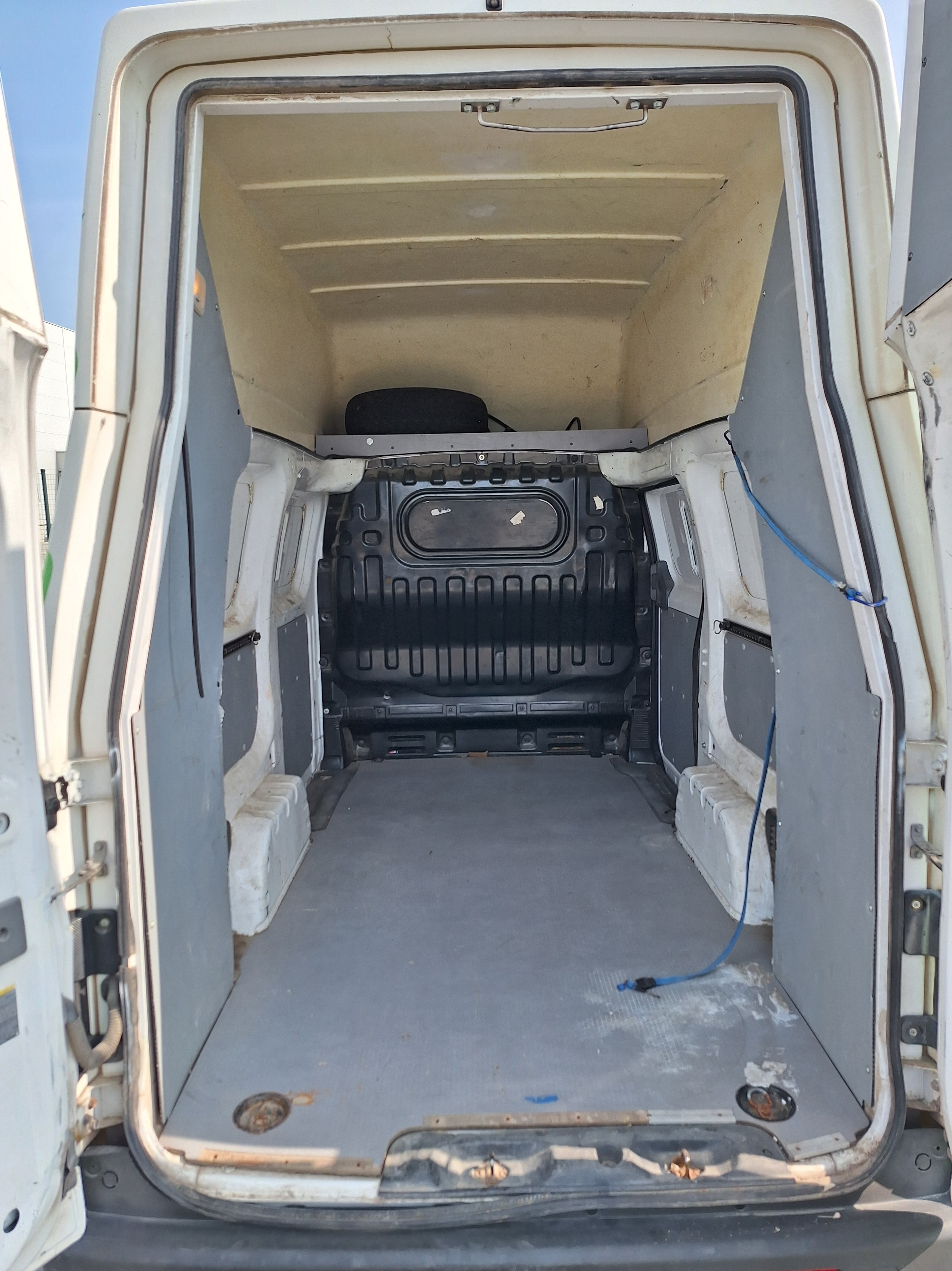 Voltia Nissan eNV200 XL - PU463CL - Image 5